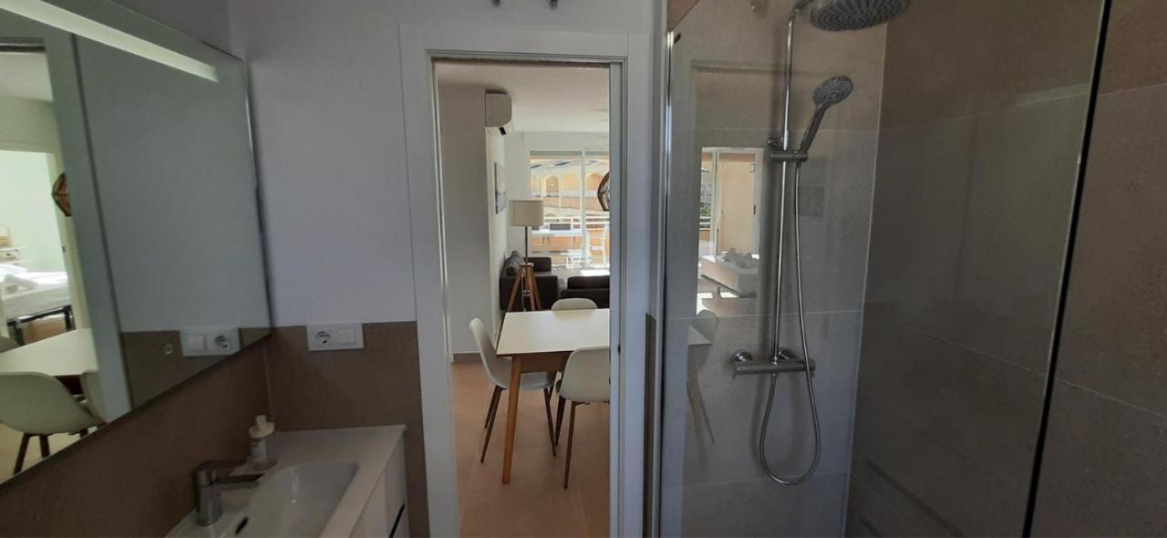Atico En Urb Bahia De Denia De Vacaciones Mar Por Medio Apartment Luaran gambar